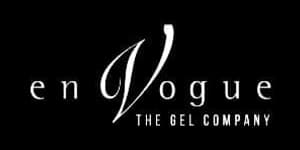En Vogue, marca de uñas de gel en nuestro salón de belleza en Monforte