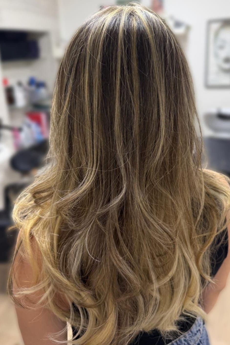 Melena con balayage trabajada en nuestra peluquería en Monforte de Lemos